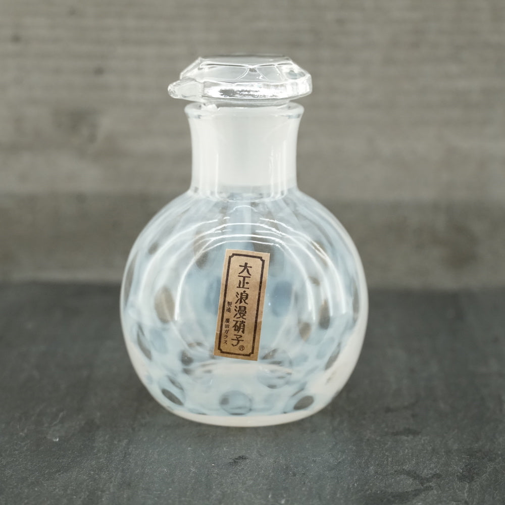 Hirota Glass Taisho Roman Soy Sauce Bottle Mizutama TR-40-2